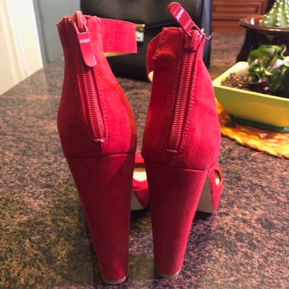 Red Chinese Laundry suede heels
